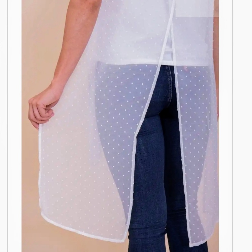 Sleeveless Hi-low Overlay Tunic - Picture 4 of 8